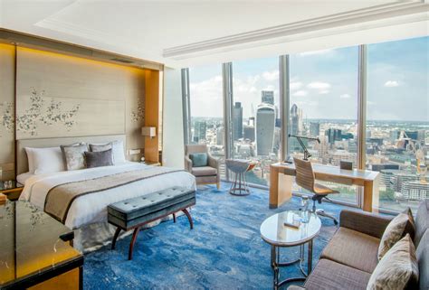 8 of the Best: Hotel Rooms With Views | The Coolector