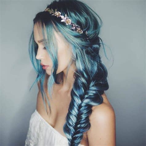 Top 10 Mermaid Blue Hair Colors To Grab Attention