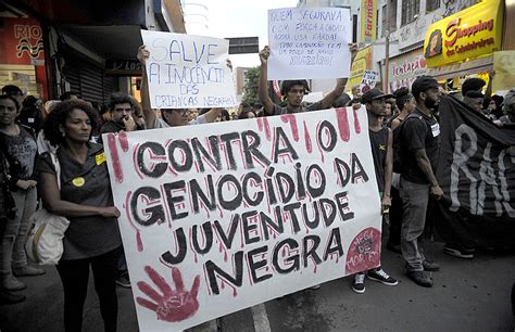 coluna contra atacar resistência negra em meio ao brasil de fato