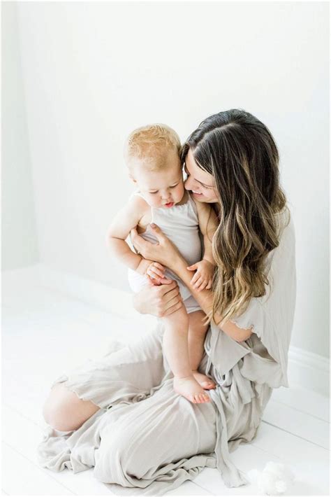 Loving Him Deeply Photography By Taylor Catherine Motherhood Photography Motherhood Photos