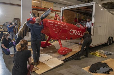 Tuckers Oracle Challenger Iii Arrives At Smithsonian Aopa