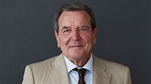 Zu Besuch bei Gerhard Schröder: Making-of-Video zum großen Interview ...