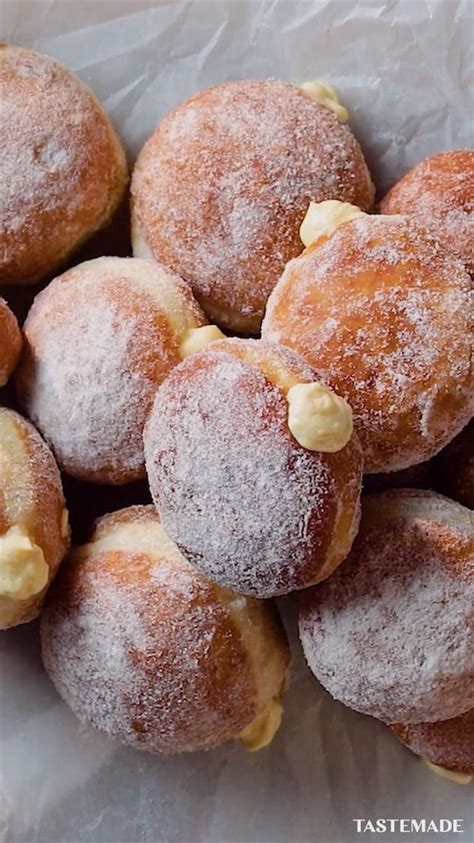 There's nothing as a secret recipe of mine, but there's this one particular recipe which o did not share to anyone anytime. Easy Homemade Custard Doughnuts ~ Recipe | Recipe in 2020 ...