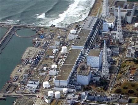 この震災では、津波により 東京電力 福島 第一 原子力 発電所事故が起き、当時の. 原発事故の放射能汚染から身を守る---福島原発事故「つぶやき ...