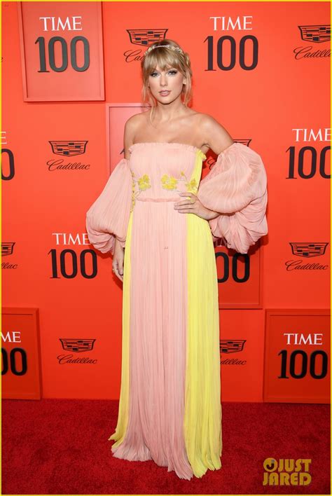 Photo Taylor Swift Wows In Pastels At Time 100 Gala 11 Photo 4276806