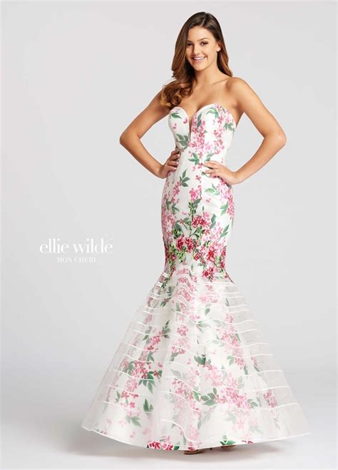 Catch The Bouquet In Ellie Wilde Ew118089 This Passionate Mermaid Gown