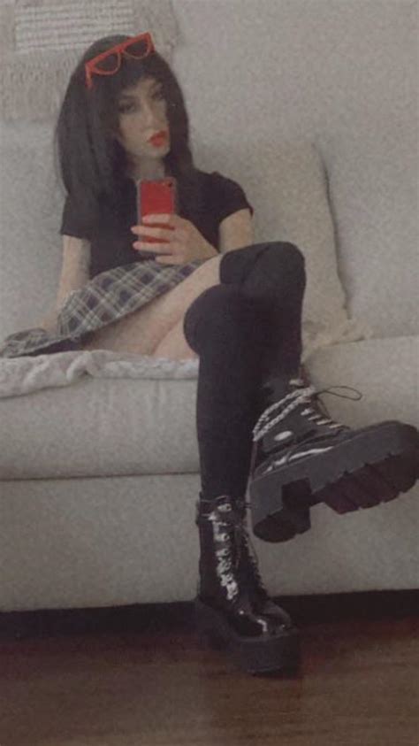 Just A Selfie Of My Punk Femdom Self Scrolller