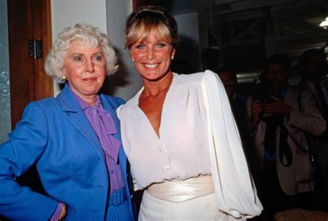 Barbara Stanwyck And Linda Evans Pictures Getty Images