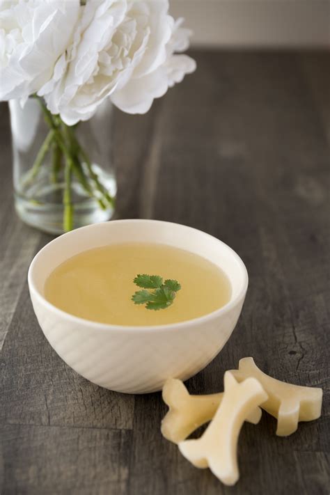 Though there are few scientific studies on the health benefits of bone broth, particularly in the autism population, anecdotal success stories abound. Healthy Bone Broth for Dogs - Calgary Pet, Dog and Equine ...