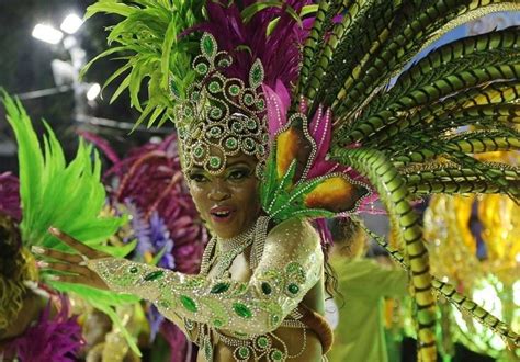 47 gorgeous insanely colorful costumes at carnival carnival costumes samba costume carnival