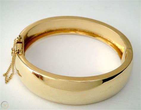 Wide 14k Gold Bangle Bracelet Hinged Solid Heavy Vintage