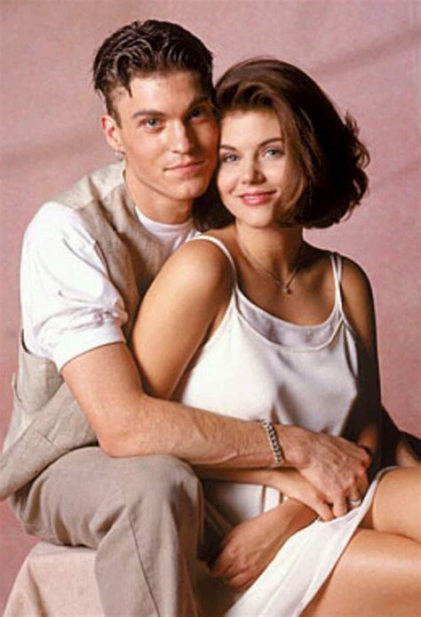 20 david and valerie from we ranked all of beverly hills 90210 s best couples e news