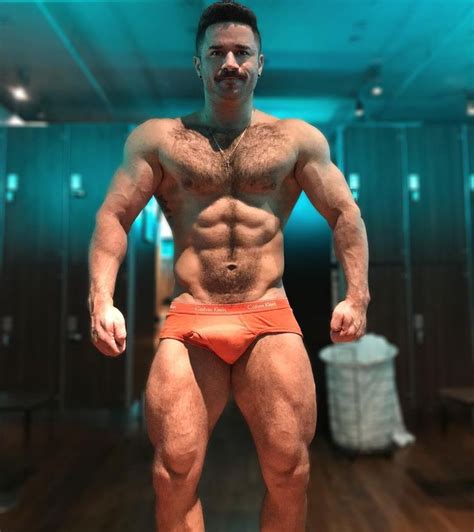 bremen menelli wbff pro 🇧🇷🇺🇸 on instagram “current condition 196lb [[ bulking ]] goal 205lb