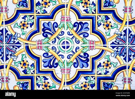 Spanish Tiles High Resolution Stock Photography And Images Alamy