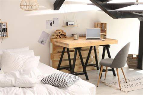 Sypialnia z biurkiem jak urządzić kącik do pracy Studiodomu pl