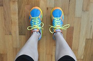 Best Running Shoes for Women with Wide Feet: Reviews and Complete ...