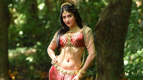 Actress Shruti Haasan Hot Sexy Latest Wallpaper Best