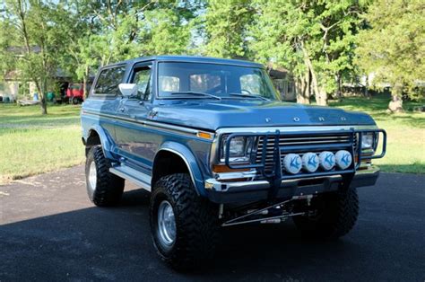 1979 Ford Bronco Takes An Old School Custom Approach