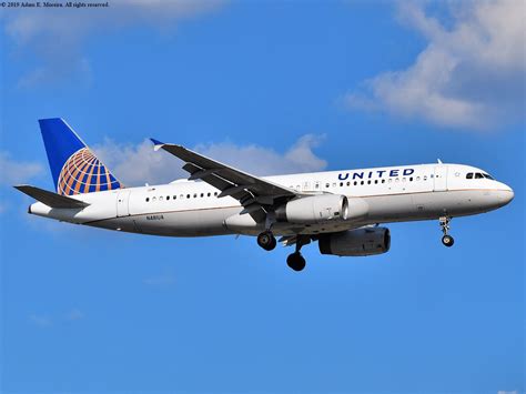 N481ua United Airlines Manufacturer Airbus Model A320 Flickr