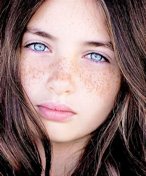 Normgun Blue Eyed Girls Beautiful Freckles Beautiful Eyes