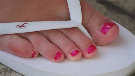 Pink Glossy Toes In White Flip Flop Ii By Feetatjoes On Deviantart