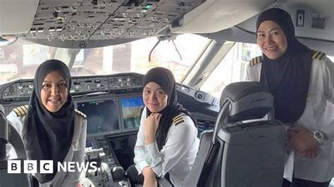 Saudi Arabia All Female Brunei Crew In Historic Flight Bbc News