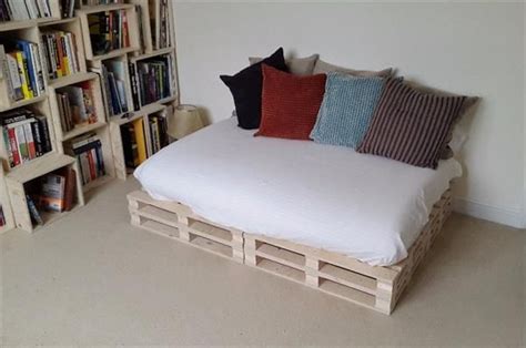 7 Fun Wood Pallet Projects To Up Your Décor Designs And Ideas On Dornob
