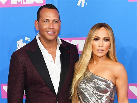 Jennifer Lopez Shut Down Reports That Shes Marrying Alex Rodriguez On