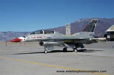The Aviation Photo Company F 16 Fighting Falcon General Dynamics