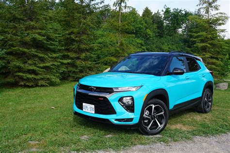 Suv Review 2021 Chevrolet Trailblazer Rs Driving