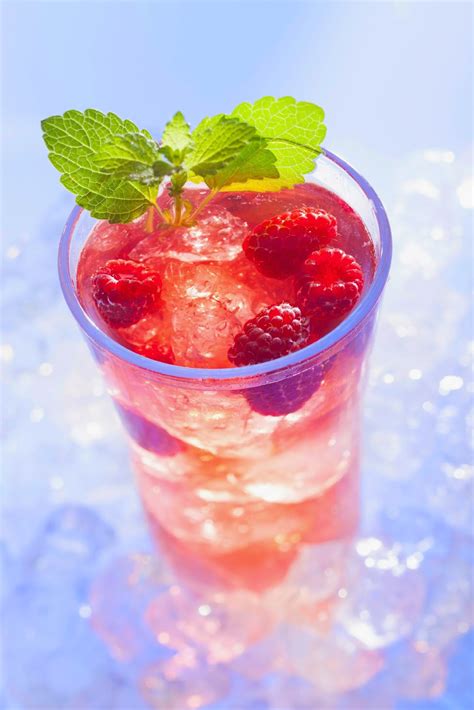 Sodastream Reviews And Homemade Soda Syrup Recipes Raspberry Limeade