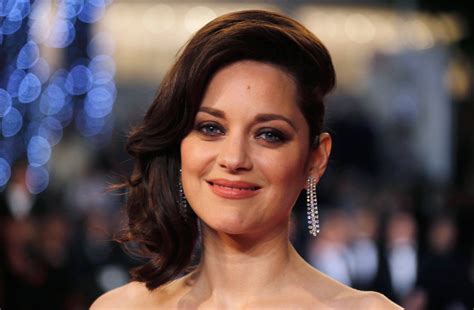 Marion Cotillard Responds To Rumors Of Role In Brad Pitt Angelina