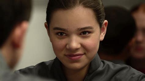 Bumblebee: Ender's Game's Hailee Steinfeld May Star in Transformers