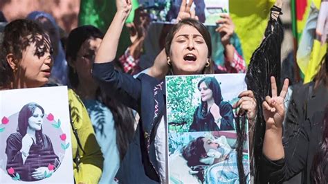 'Hijab mysterious death' protest spreads around the world... "There is