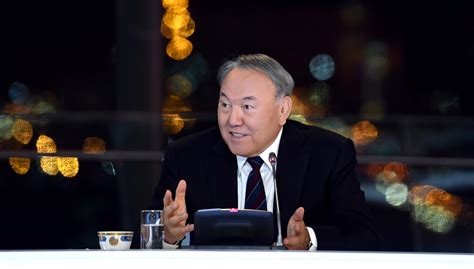 President Nazarbayev Holds Meeting with Domestic Journalists