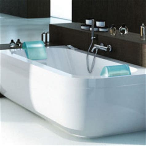 With its black color and sleek design, it compliments most. Freestanding Whirlpool Bath from Jacuzzi - new Unique ...