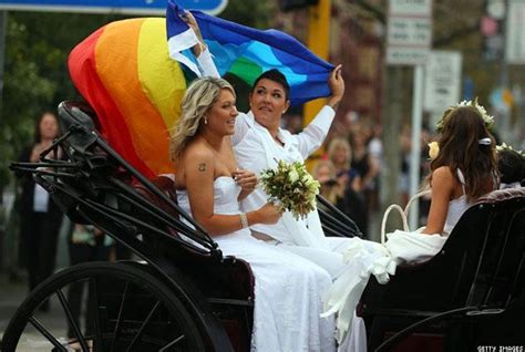 Photos New Zealands First Married Same Sex Couples