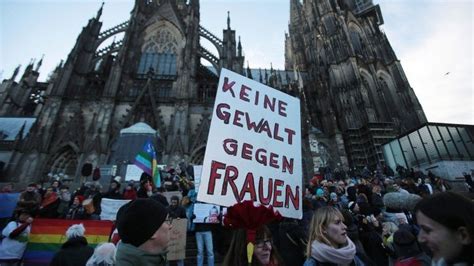 Cologne Attacks Merkel Proposes Tougher Migrant Laws Bbc News