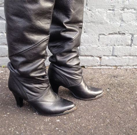 Hold Sz 9 Vintage 1980s Black Leather Zodiac Boots Over The Etsy