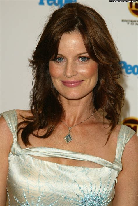 New York Laura Leighton Sultry Sexy Sensual Celebrity Posing Hot