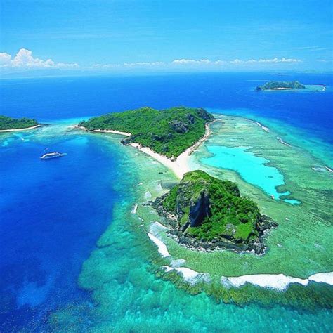 Pin By Touring Treasures On Fiji Best Honeymoon Destinations Beaches