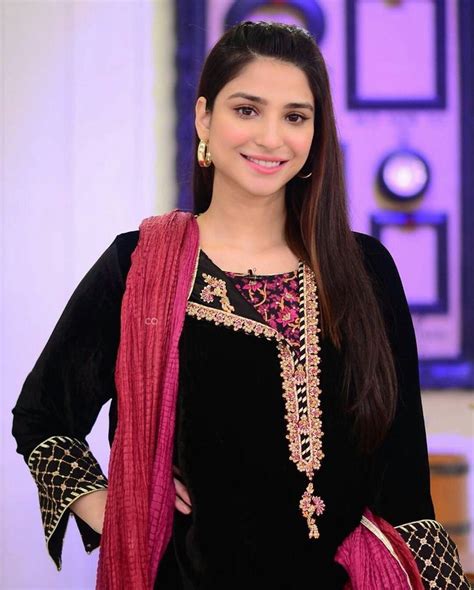 Pin By Imran Tufail On Pakistani Actors Pakistani Girl Pakistani