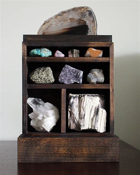 A Beautiful Way To Display Your Gem And Mineral Collection Mantle