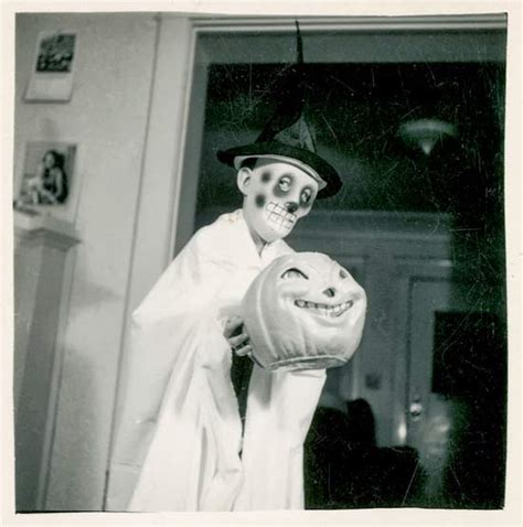 35 Creepy Cool Vintage Halloween Costumes Team Jimmy Joe