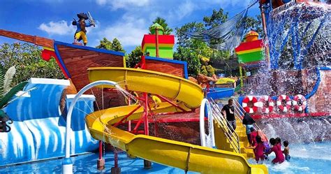 Transera waterpark berlokasi di jalan harapan indah, boulevard kavling v sektor vi kota harapan indah, pusaka rakyat, tarumajaya, bekasi, jawa bagi traveler yang berencana liburan ke transera waterpark, simak terlebih dahulu informasi berikut ini. Harga Tiket Masuk dan Promo Citra Grand Mutiara Waterpark Februari 2021 - Wisata Oke