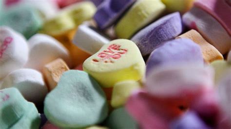 First Valentines Day Without Sweethearts In 153 Years Leaves Candy