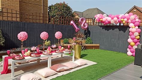 Diy 18th Birthday Party Picnic Decorate A Luxurious Picnic Fushia Pink And Gold Themed Party