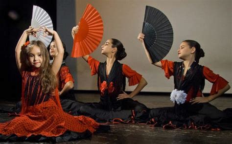 Flamenco Para Niños En Leganés Escuela Las Mil Y Una Danzas