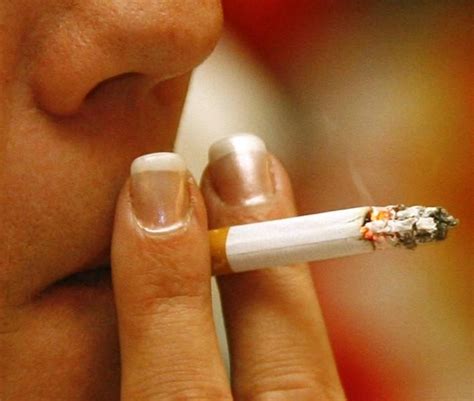 Smoking Secondhand Smoke Tied To Infertility And Early Menopause Reuters