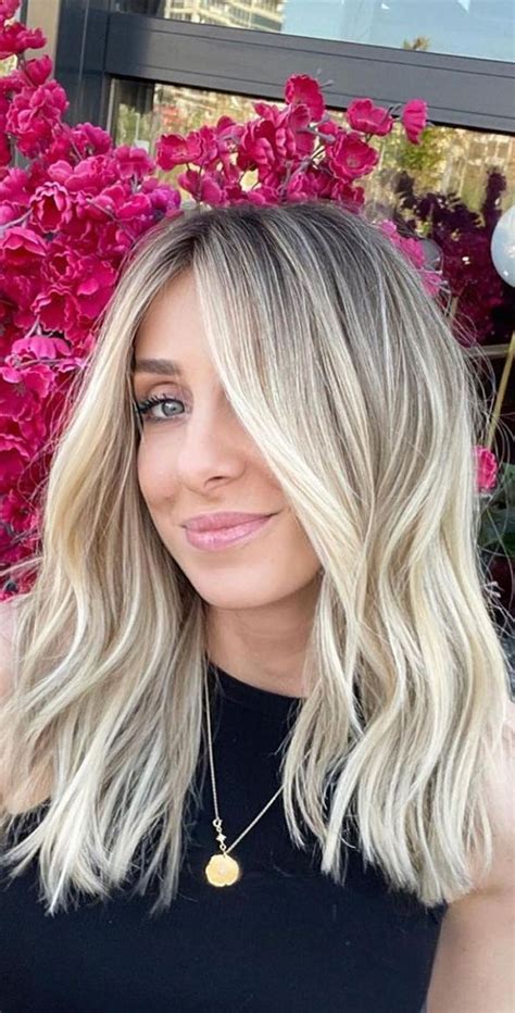 Best Blonde For Medium Length Haircuts Blonde Balayage Beach Style